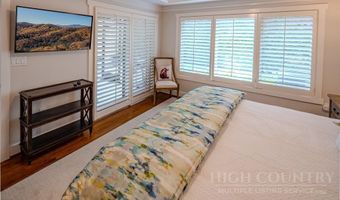 123 Bear Cub Ln 123, Banner Elk, NC 28604