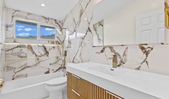308 Hanakoa St, Honolulu, HI 96825