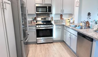 13600 Crocus Way, Armona, CA 93202