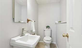 10475 Willow Meadow Cir, Alpharetta, GA 30022