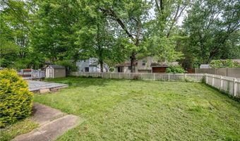 1768 Celeste Cir, Austintown, OH 44511