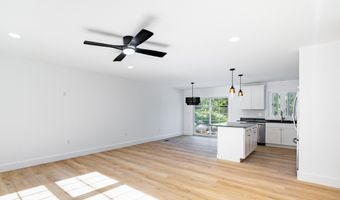 176 Rockwell Ave, Bristol, CT 06010