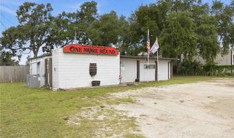 404 EAKER St, Auburndale, FL 33823