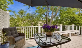 11 Carol Ave, Bristol, RI 02809