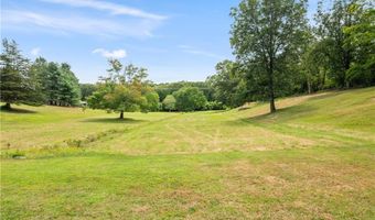 245 W Wrentham Rd, Cumberland, RI 02864