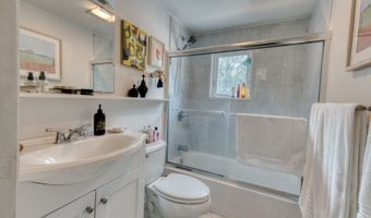 11 Day Rd, Cornwall, CT 06754