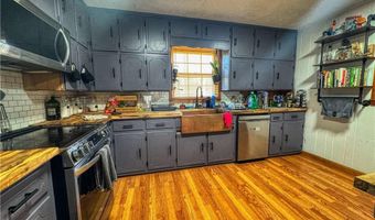 195 Claybon Dr, Advance, NC 27006
