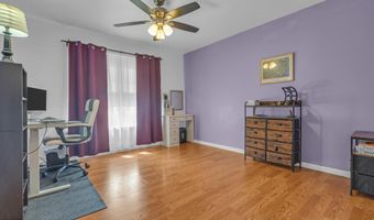 78 Dolphin Cir E, Bayville, NJ 08721