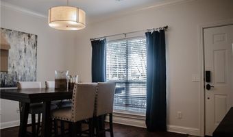 610 SW 5th St, Bentonville, AR 72712