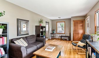 21 Alder Ln, Burlington, VT 05401