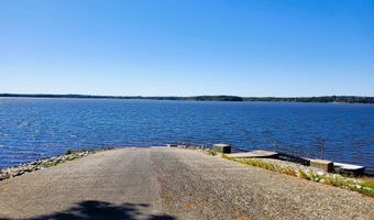 New Hope Rd, Big Sandy, TN 38221