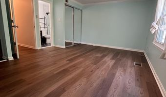 5633 INDEPENDENCE Cir, Alexandria, VA 22312