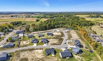 118 Sunset Dr, Avilla, IN 46710