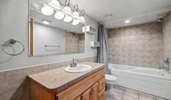 10664 58th St NE, Albertville, MN 55301