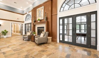 2465 ARMY NAVY Dr 1-101, Arlington, VA 22206