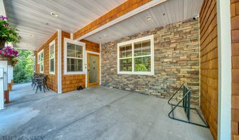243 Pegasus Dr, Bozeman, MT 59718