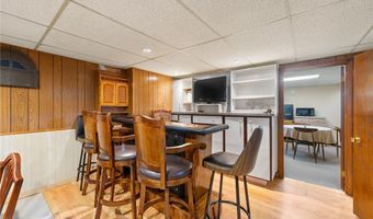 3350 Black Oak Ln, Austintown, OH 44511