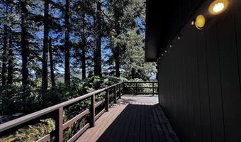 16945 PACIFIC VIEW Dr, Brookings, OR 97415