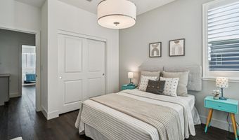 646 Eucalyptus Way, Alameda, CA 94501
