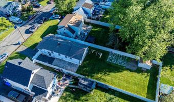 320 Demorest Ave, Avenel, NJ 07001