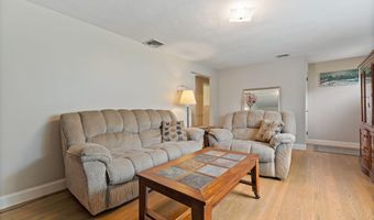 25 Delmar Dr, Bristol, CT 06010