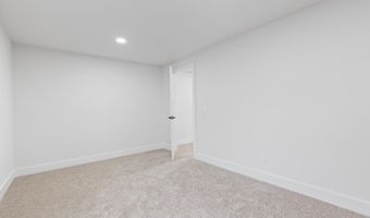 2004 Green Acres Dr, Adrian, MI 49221