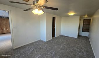 131 Veeder Ln, Bayville, NJ 08721