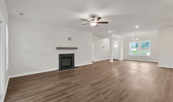 123 Hunter Ridge Dr, Boiling Springs, SC 29316