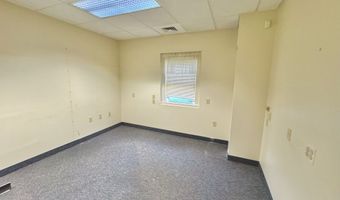 160 Wolcott St, Bristol, CT 06010