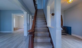 825 N 7th St, Arkansas City, KS 67005