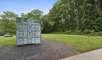 696 Cades Cove Ct, Austell, GA 30106