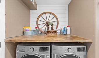 7 W Wagon Wheel Pr NW, Benton City, WA 99320