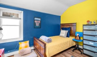 18 Ellice St, Bayonne, NJ 07035