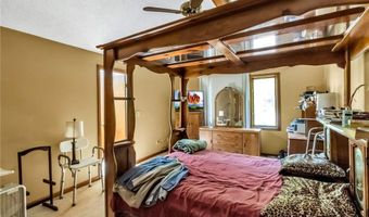 113 Meadow Spring Ln, Amherst, NY 14051