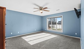 126 Deep Springs Dr, Bardstown, KY 40004