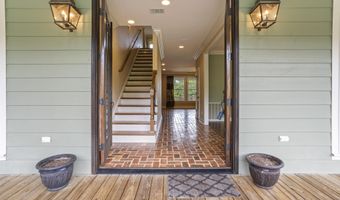 10051 Cain Rd, Bay St. Louis, MS 39520