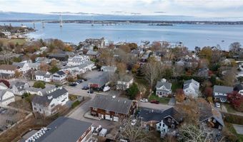 14 Clinton Ave 3, Jamestown, RI 02835