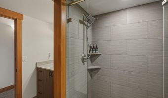 12900 Hawks Beard Lodge Condo 35/36, Black Butte Ranch, OR 97759
