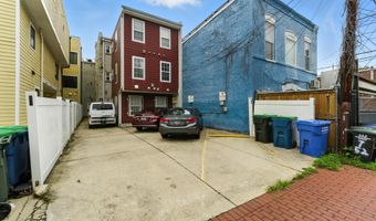 754 PARK Rd NW 4, Washington, DC 20010