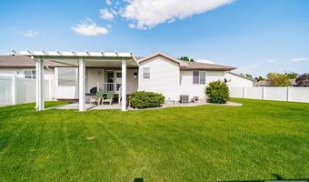 3696 E Silverwood Cir, Ammon, ID 83406
