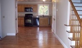 20 RESERVOIR Ave A, Bristol, RI 02809