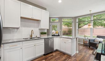 6608 LOCKHAVEN Ln NE, Albuquerque, NM 87111