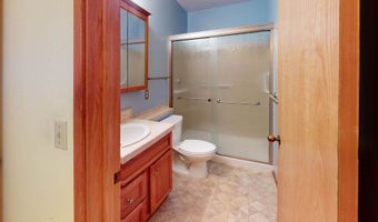 424 14th St #202, Bellingham, WA 98225