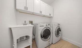 3592 GREAT FALLS Cir, Ann Arbor, MI 48108