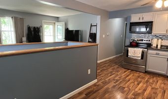 105 S 6th St, Albia, IA 52531