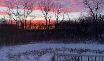3078 N Spurway Dr, Ann Arbor, MI 48105