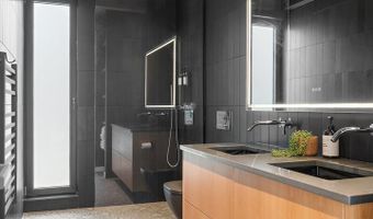 111 E Neptune Ave, Beverly Shores, IN 46301