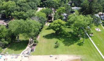 22806 W Loon Lake Blvd, Antioch, IL 60002