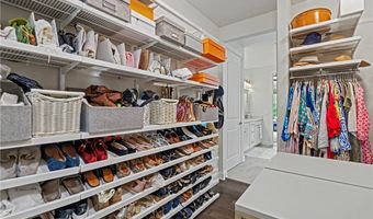 609 Burgess Cir, Aurora, OH 44202