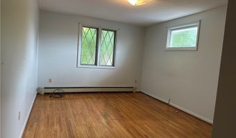 150 Jeffrey Dr, Amherst, NY 14228